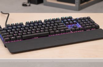 what keyboard does mongraal use